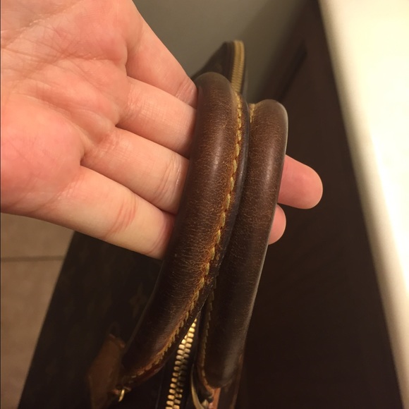 Sold - Picture 3 of 4