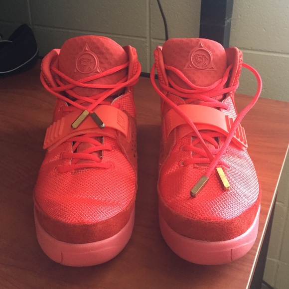 Yeezy Red October's