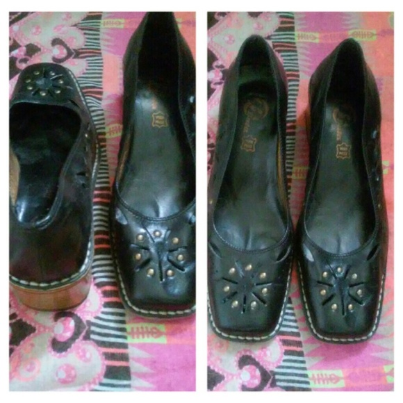 Black Leather Italian Vintage Shoes