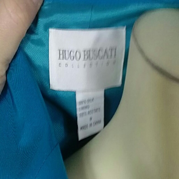 Blazer - Picture 4 of 4