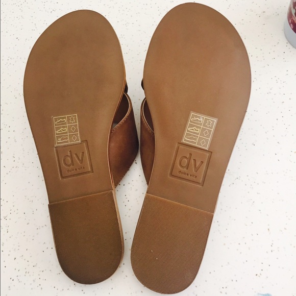 'Orra' Crossover Strap Flat Sandal (Women) - Picture 2 of 2