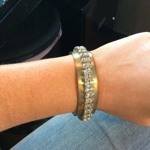 HANDMADE BRACELET WITH JEWEL DETAIL
