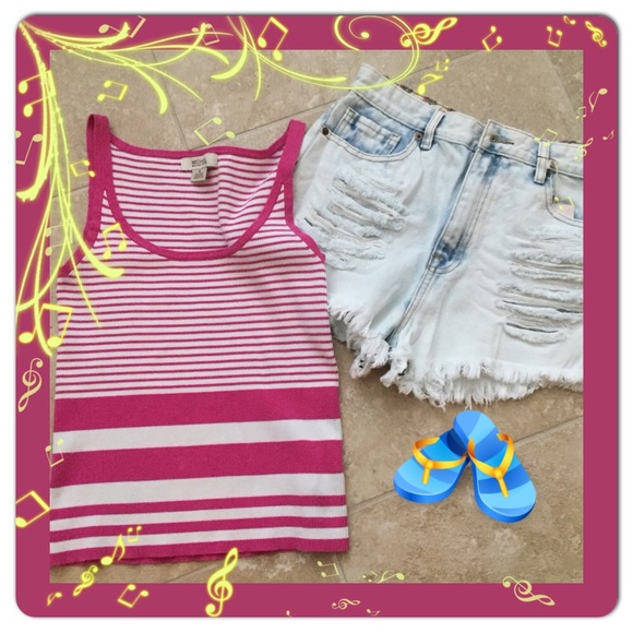 🎀MICHAEL KORS ADORABLE PINK/WHITE TANK TOP🎀