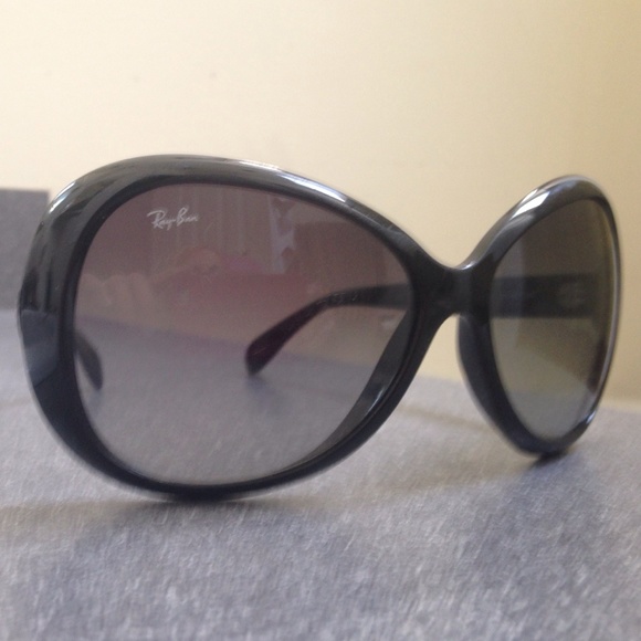Ray ban sunglasses
