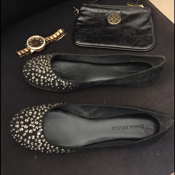 ✨Banana Republic flats -Black Suede