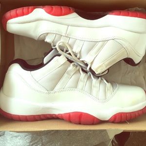 Air Jordan 11 Low