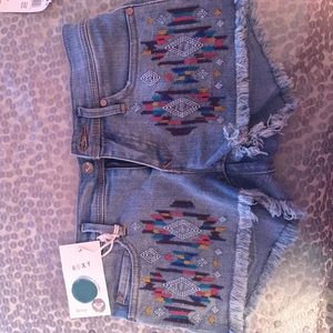Roxy short shorts