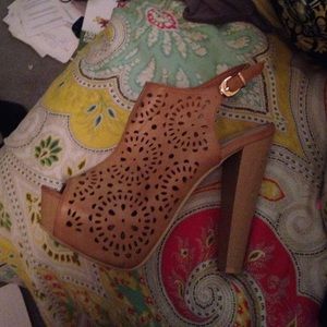 Size 9 High Heels