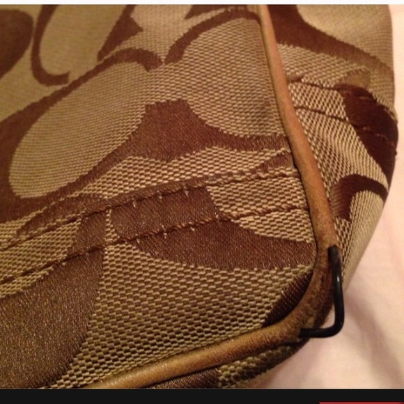 Gently loved Coach - Picture 2 of 4