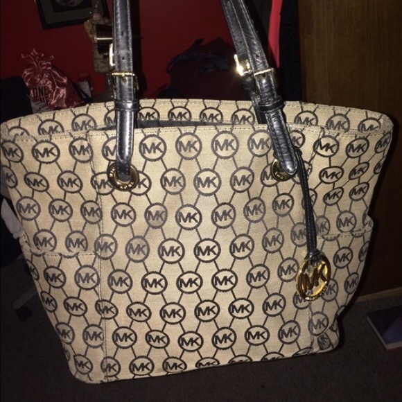 MK BAG perfect condition
