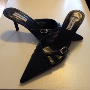 Point toed black mules