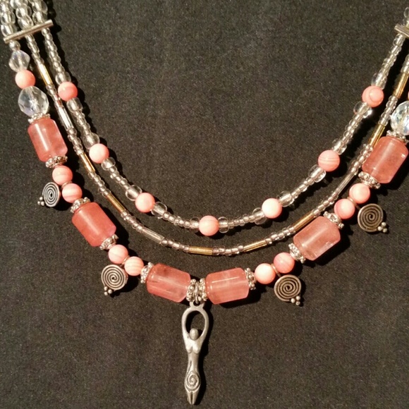 《SOLD IN BUNDLE》Natural Cherry Quartz Necklace - Picture 2 of 3