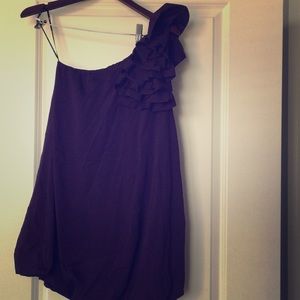 One shoulder dress