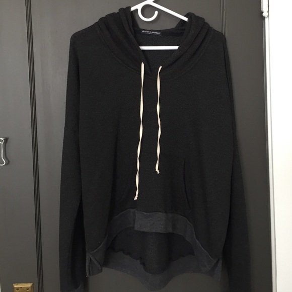 Brandy Melville Robin Hoodie