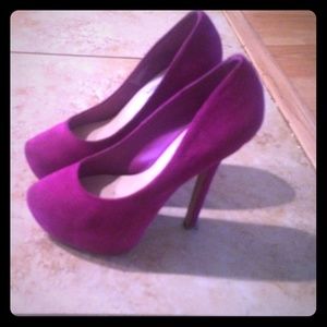 Steve Madden purple suede shoes