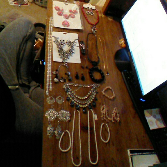 HUGE Jewelry Bundle I CAN SEPARATE