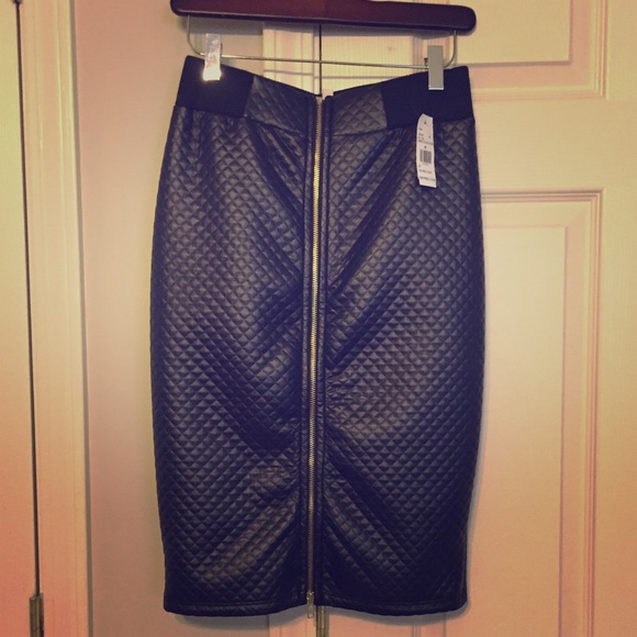 High waisted skirt