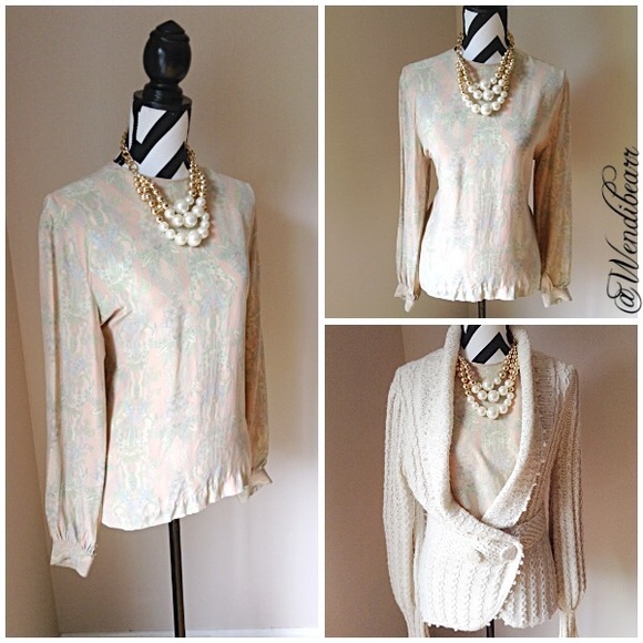 Liz Claiborne Tops - Vintage Liz Claiborne 100% Silk Blouse💗