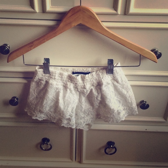 Lace shorts🍸