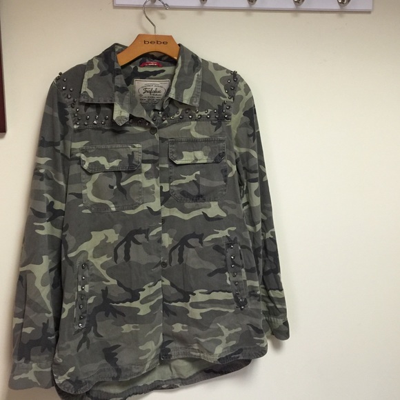 Jacket - Picture 1 of 2