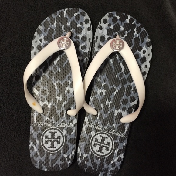 Tory burch flip flops