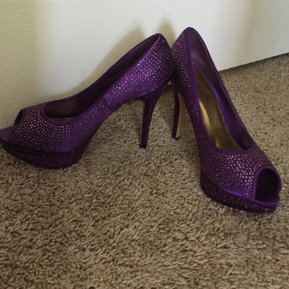 Purple Heels - Picture 1 of 3