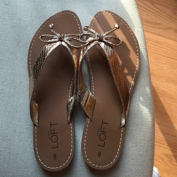 Loft Sandals - Picture 1 of 2