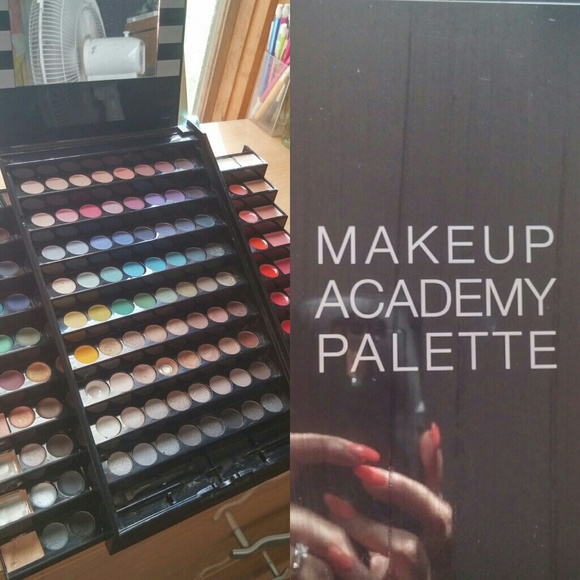 Sephora Limited Edition Makeup Palette