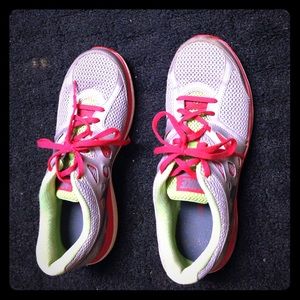 Nike tennis shoes