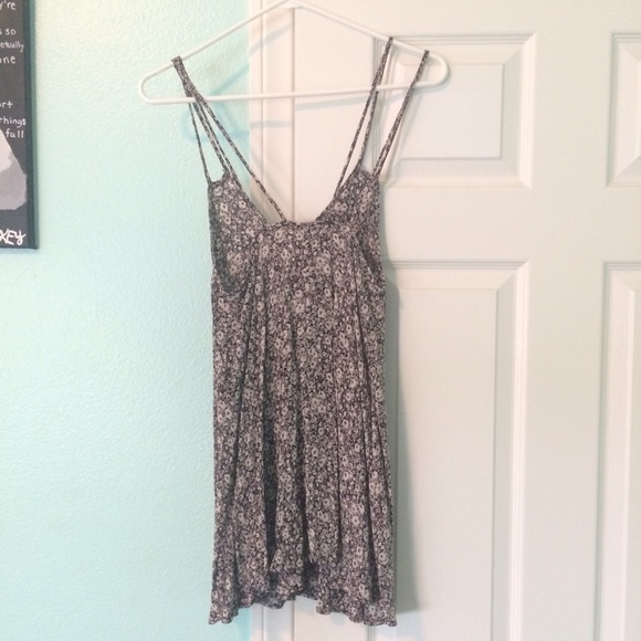 --Sold in bundle-- - Picture 2 of 4