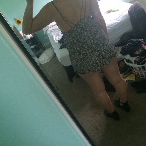 --Sold in bundle-- - Picture 4 of 4