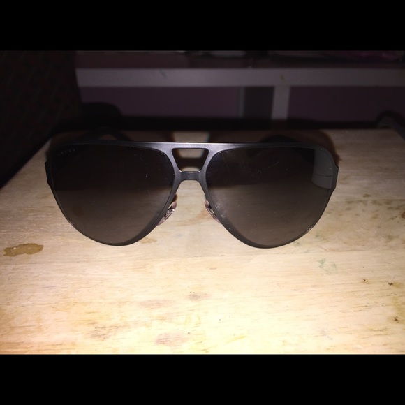 Gucci Accessories - Gucci glasses