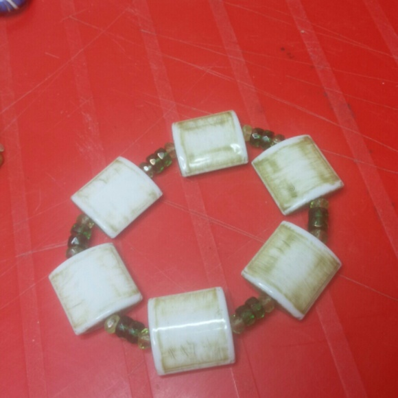 Bracelet