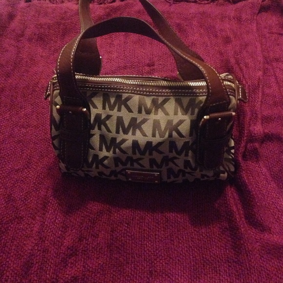 Micheal Kors tote