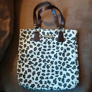 *BUNDLE*Large Cynthia Rowley Tote w/ wicker clutch