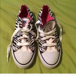 Shoes and shirt bundle