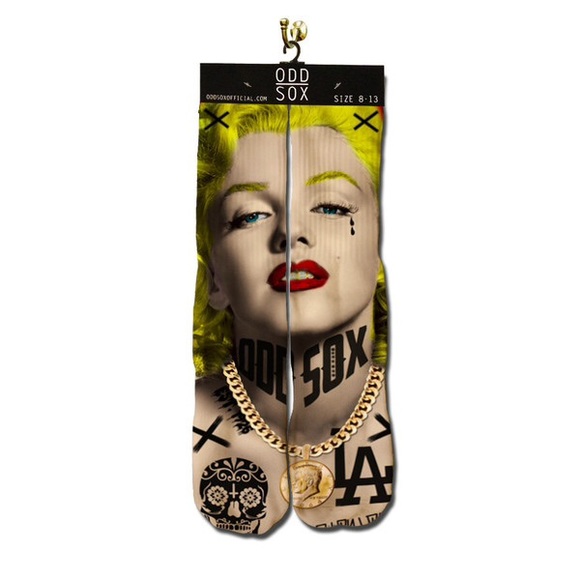 Odd sox Accessories - NWT odd sox bombshell socks marilyn monroe LAST PR