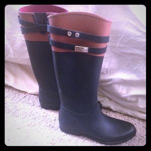 Tommy Hilfiger Rainboots Size 7