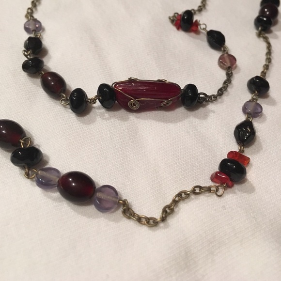 Long multi-colored necklace - Picture 4 of 8