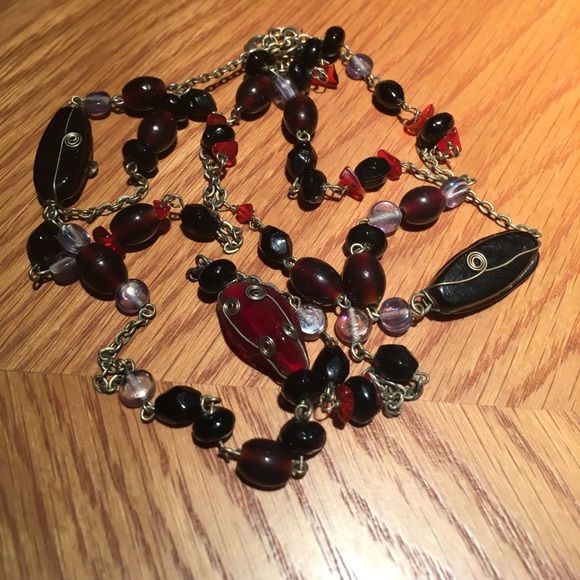 Long multi-colored necklace - Picture 7 of 8