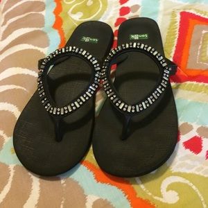 Sanuk Flip Flops