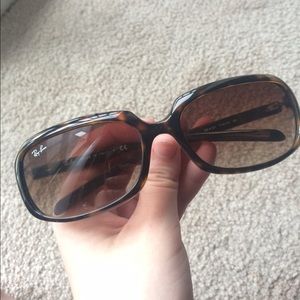 Slim Ray Ban Sunglasses