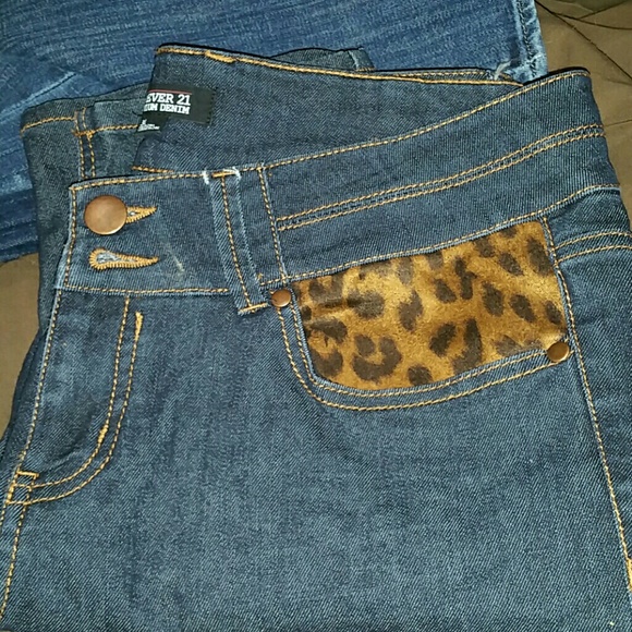 Forever 21 skinny jeans