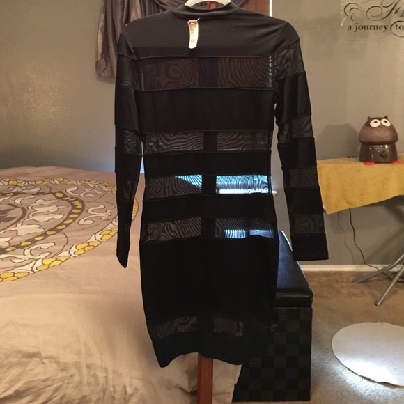 Little black dress - Picture 2 of 3