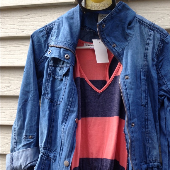 Denim jacket ❤️❤️❤️ - Picture 3 of 4