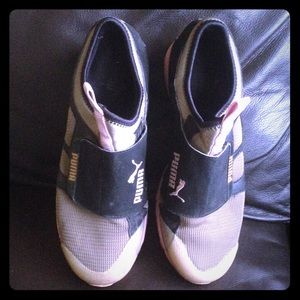 Puma shoes sz 7