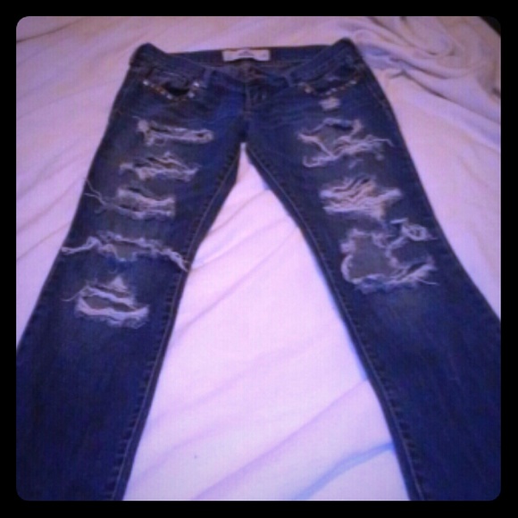 Hollister Jeans - Picture 1 of 2
