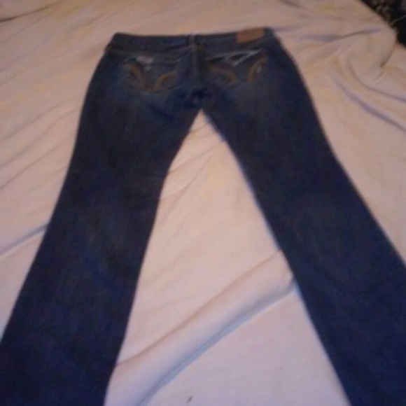Hollister Jeans - Picture 2 of 2