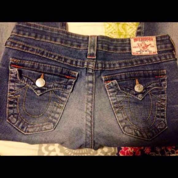 ⛔️Sold⛔️True Religion Joey flare jeans size 28
