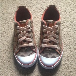 Make me an offer!!! Coach shoes!! Very clean!